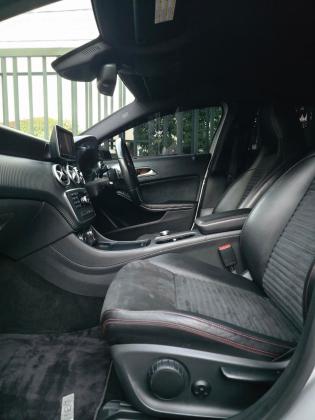 MERCEDES BENZ A200 SPORT 1.6 TURBO