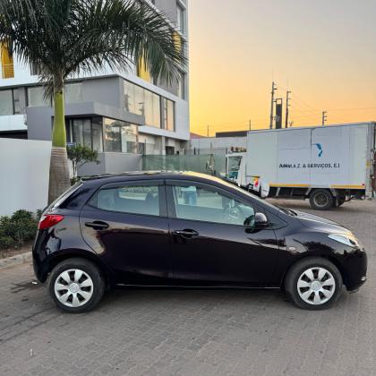 MAZDA DEMIO RÉCEM IMPORTADO 1.3 2008
