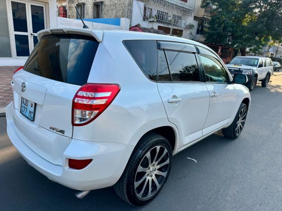 Toyota RAV4 2010