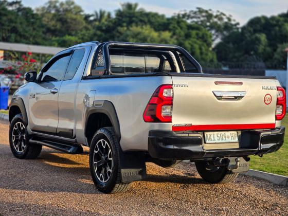 TOYOTA LEGEND 50 GD6 2.8 2020 4x2