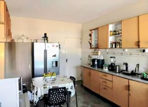 Vende-se Espaçoso Apartamento T2 na Polana_Proximo ao Mimos 1