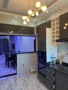 Arrenda-se Apartamento T3  suites,  mobilado e moderna no bairro de mapulene-Costa do sol