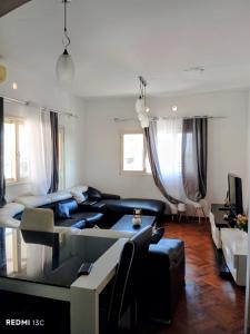 Vende-se Apartamento T2 no Bairro Central_Proximo ao Jardim Dona Berta