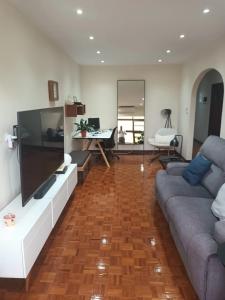 Arrenda-se Apartamento T3 no Bairro Central_Proximo a Interfranca