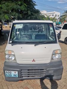 Mitsubishi MiniCab_Modelo 2000
