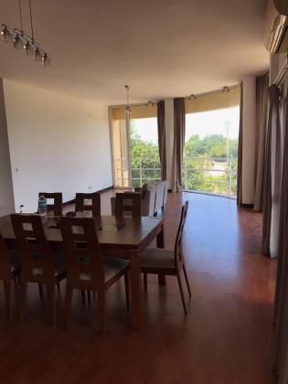 arrendo excelente apartamento na polana