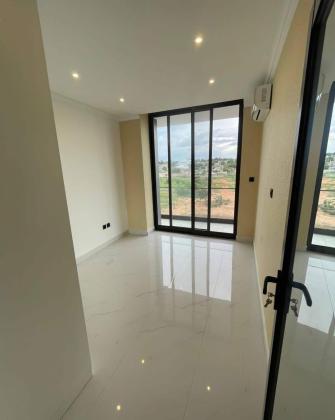 arrendo excelente apartamento na Sommershilde2 próximo à Golf