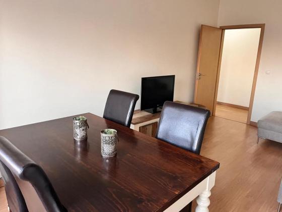 MOBIALDA - arrenda-se flat T1 em predio novo - POLANA