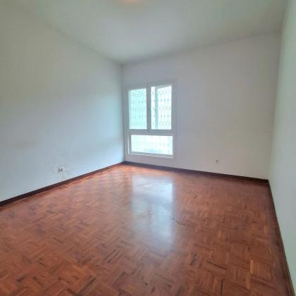 Arrenda-se Moradia T4 na Coop_Rua da França