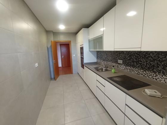 Arrenda-se Apartamento T2+1 no Condomínio Maputo Bay