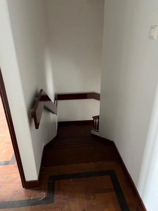 Arrenda-se moradia duplex T2 com anexo - B. CENTRAL
