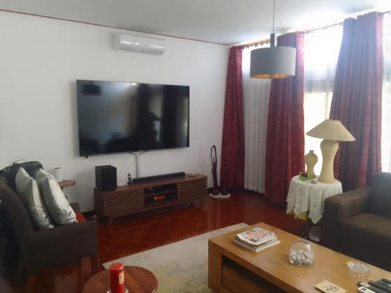 Vende-se moradia T4 climatizada - COOP