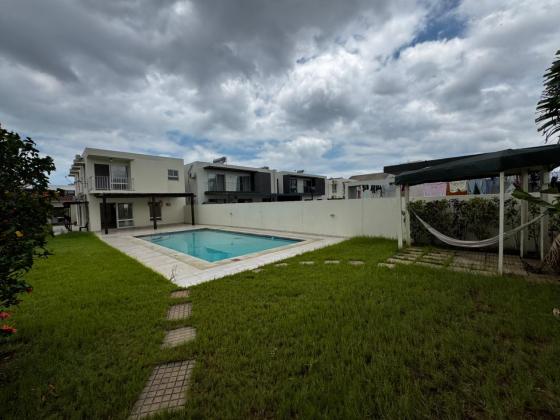 Arrenda-se moradia T4 com piscina e anexo em condominio - MATCHICK