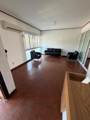 Vende-se moradia T5 (1 suite) com anexo - COOPq