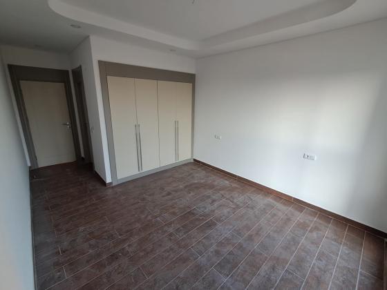 Arrenda-se Apartamento T2 na Sommershield_Proximo a Brithol