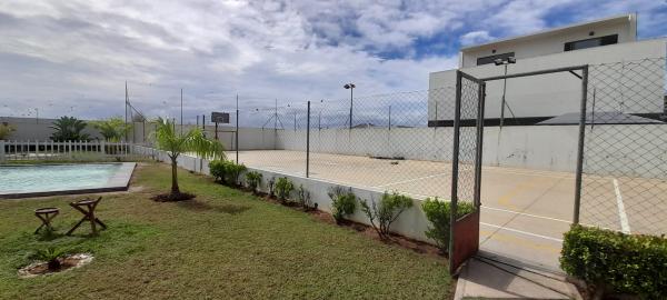 Arrenda-se flat T3 suite com piscina, ginasio e campo misto - 30s DA PRAIA