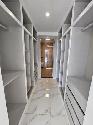 Arrenda-se flat T3 suite com piscina e ginasio - AV. MARGINAL