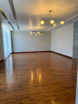 Arrenda-se moradia T4 com piscina e anexo - TRIUNFO