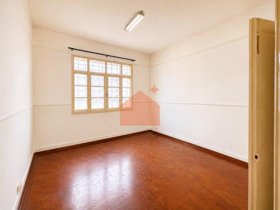 Vende-se moradia geminada T3 com anexo - B. POLANA