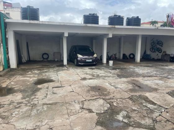 Vende-se flat T3 suite em predio curto - EMBAIXADA DO EGIPTO