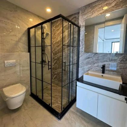 Vende-se flat T3 com vista ao mar e piscina - MARITIMO