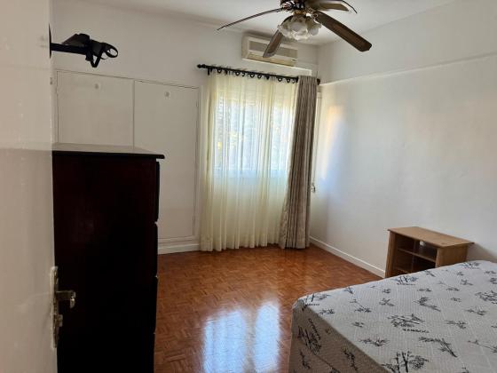 MOBILADA - arrenda-se flat T3 em andar baixo - POLANA