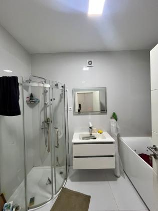 Vende-se flat T3 com piscina e ginasio - DONA ALICE