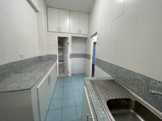 Arrenda-se flat T2 no 2⁰ andar - POLANA