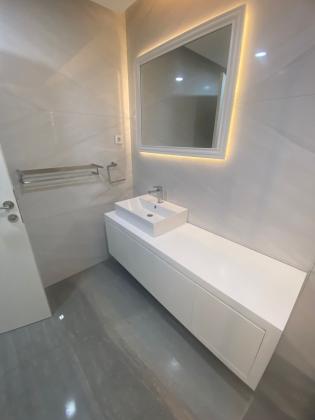 MOBILADA - arrenda-se flat T3 com vista ao mar e piscina