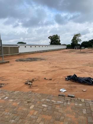 Vende-se aviario industrial num terreno de 5.000m² - FACIM