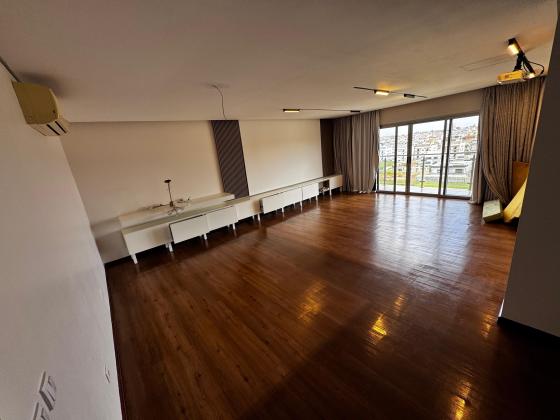 Arrenda-se Apartamento T3 Duplex no Prédio Open_Dona Alice