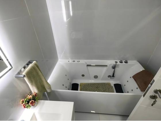 Vende-se flat T3 com piscina e ginasio - DONA ALICE