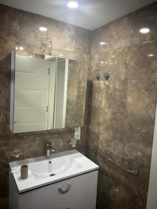 MOBILADA - Arrenda-se flat T3 suite com piscina, ginasio e sauna - POLANA