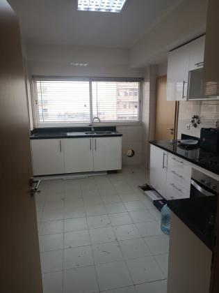 Arrenda-se flat T3 suite em predio novo - POLANA
