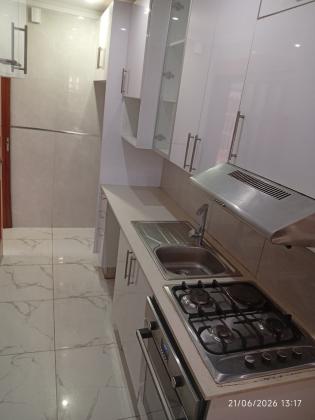Vende-se Apartamento T3 no Condomínio Lua e Mar