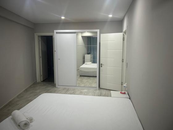 MOBILADA - Arrenda-se flat T3 suite com piscina, ginasio e sauna - POLANA