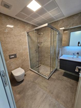Arrenda-se flat T3 suite com piscina e ginasio - AV. MARGINAL