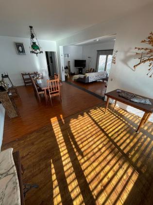 Vende-se moradia T6 com piscina e anexos - SOMMERSCHIELD