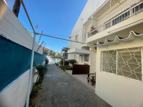 Vende-se moradia T3+1 com piscina e anexo - PARQUINHO