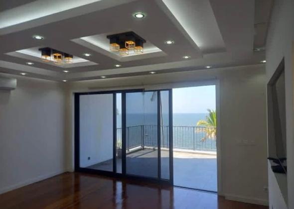 MOBILADA - arrenda-se flat T3 com vista ao mar e piscina - POLANA