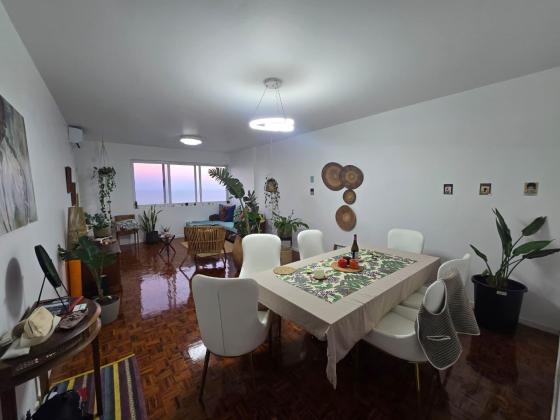 Vende-se flat T3 com vista ao mar e 2 elevadores - JULIUS NYERERE