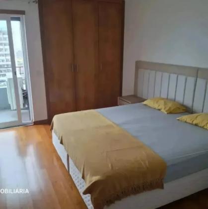 Arrenda-se flat T3 suite com piscina e ginasio - POLANA