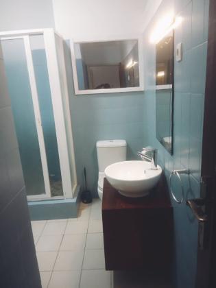 Arrenda-se moradia T5 com piscina - SOMMERSCHIELD
