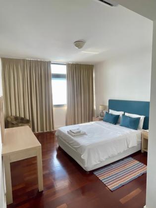 Arrenda-se flat T2 com vista ao mar - POLANA