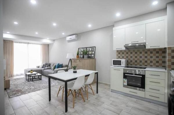 Vende-se flat T2 com piscina e ginasio - POLANA