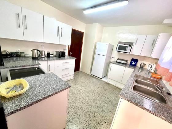 Vende-se moradia T4 com piscina e anexo - POLANA
