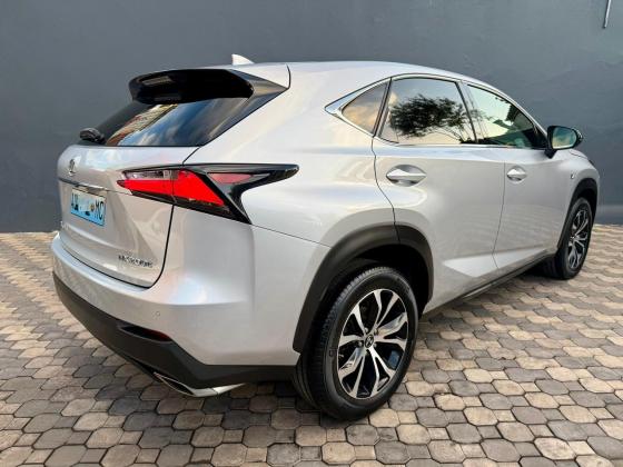 Lexus NX200T FSport  RECEM IMPORTADO