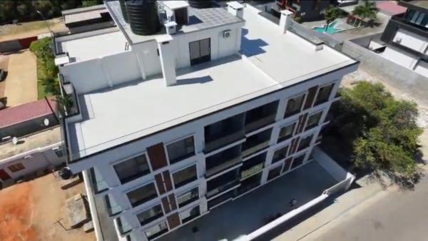 Vende-se flat T2 em predio novo - TRIUNFO