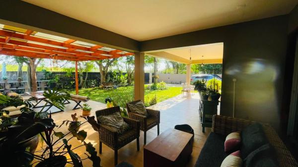 Vende-se Moradia T5 no Bairro Triunfo Velho