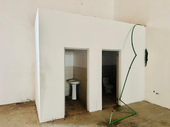 Arrenda-se armazem com 700m² de area - BAIXA DA CIDADE